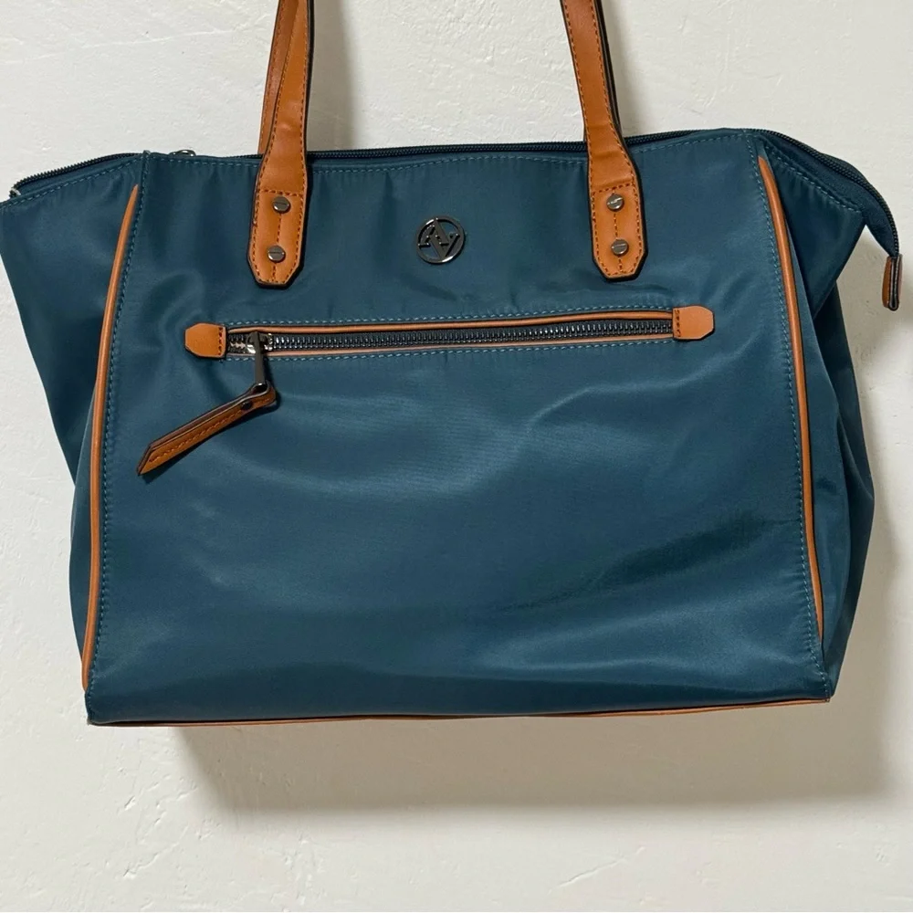 Adrienne Vittadini Nylon Tote blue green teal tan - Picture 1 of 11